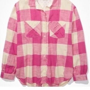 American Eagle Outfitters Pink and Cream Plaid Shirt